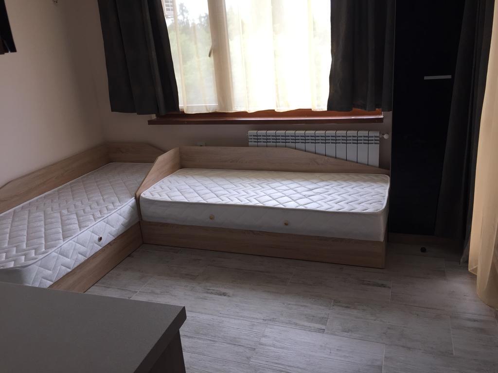 Family Hotel Malibu Chernomorets Bagian luar foto